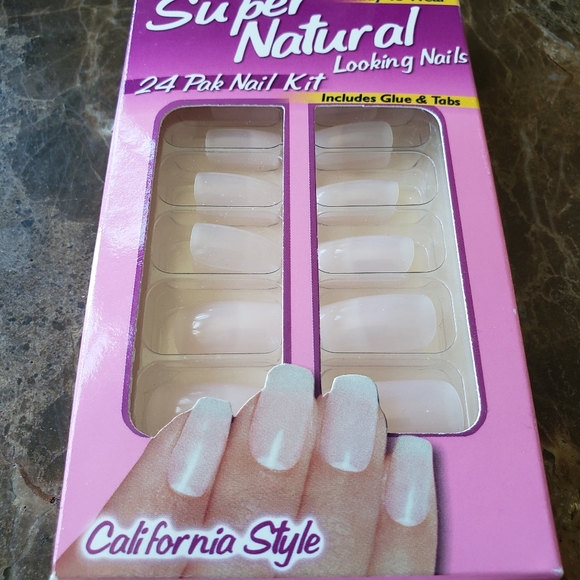 Nail kits. - Picture 4 of 5